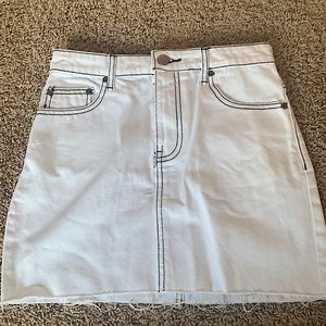 Forever 21 New With Tags White Jean Skirt